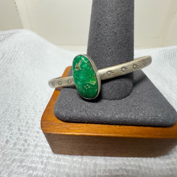 Jewelry - Green Variscite Sterling Silver Sun Stamped Cuff. Southwest Spiderweb Cabochon